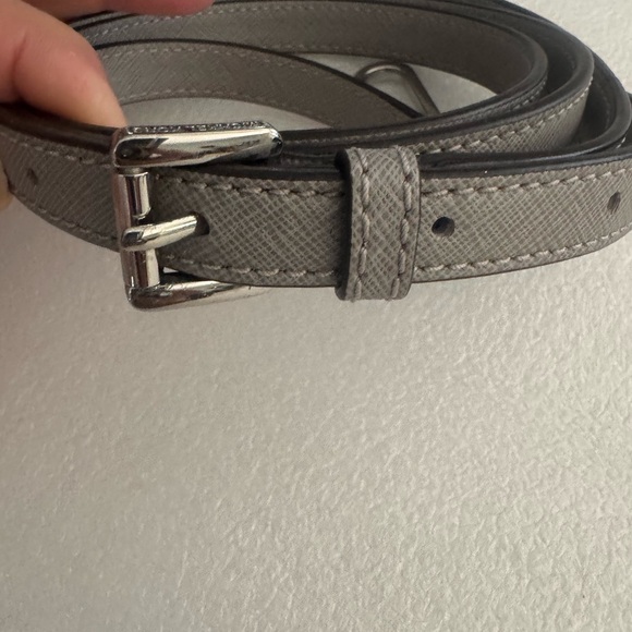 Michael Kors Black and Gray Leather Belt - Picture 6 of 7